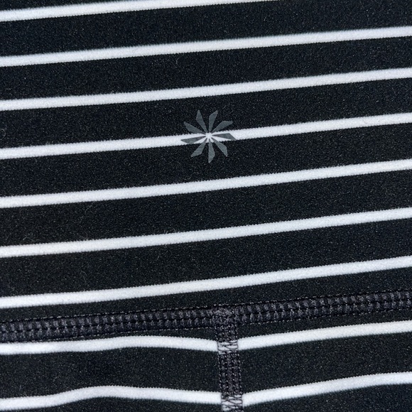 ATHLETA black and white stripe cropped leggings slimming size 1 X - Picture 7 of 9